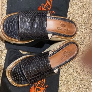 Freebird Miami slip on sandals